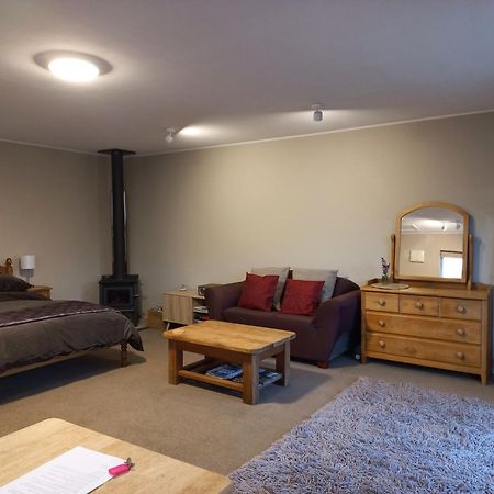 One Bedroom Country Cottage Motueka Esterno foto