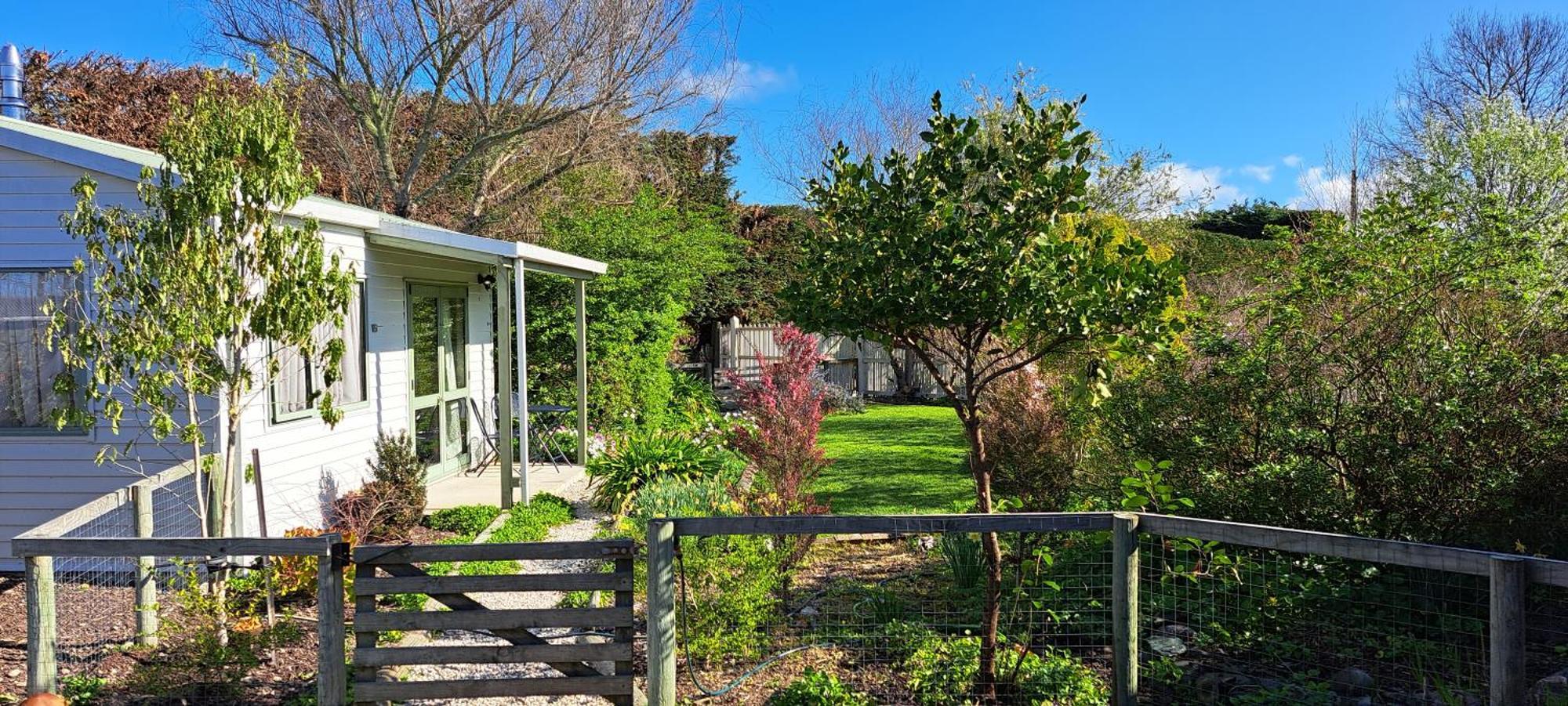One Bedroom Country Cottage Motueka Esterno foto